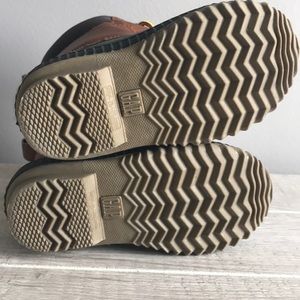 GAP Shoes - Baby Gap Boots 7/8 EUC GAP Shoes - Baby Gap Boots 7/8 EUC